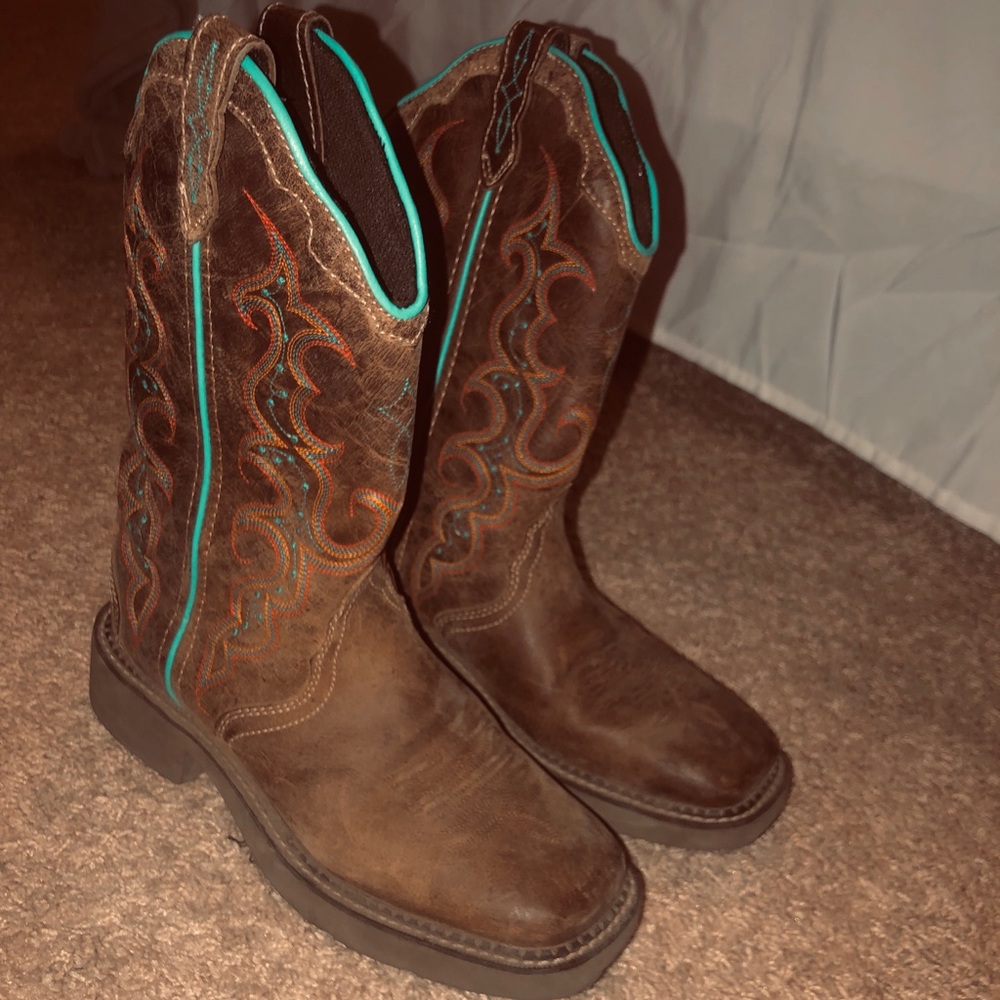 Women’s Justin boots size 7B